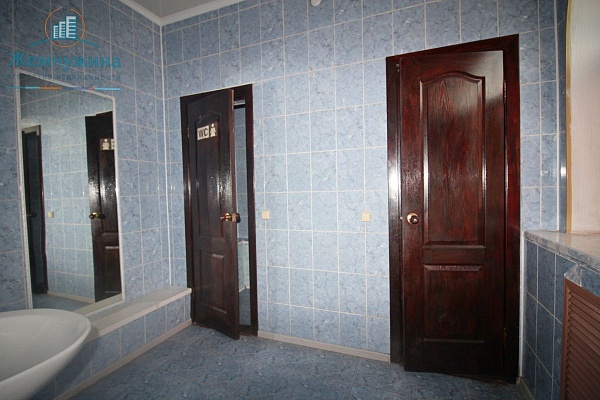 Помещения свободного назначения, 465 кв.м.