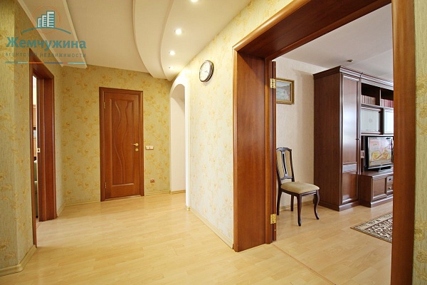 3-к квартира, 107 кв.м.