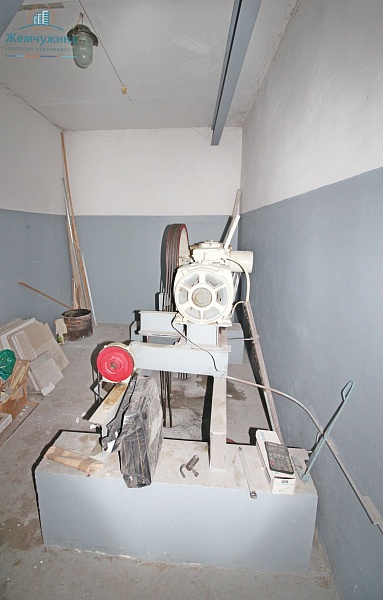 Торговые помещения, 472 кв.м.