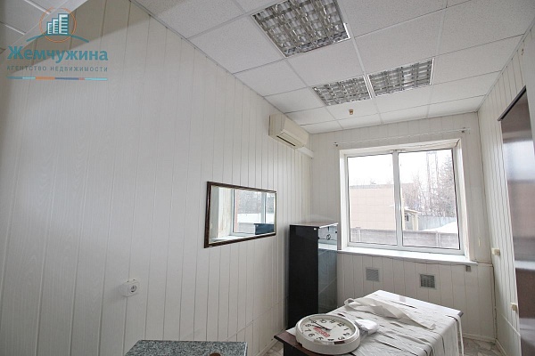 Торговые помещения, 472 кв.м.