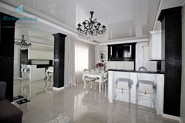 4-к квартира, 122 кв.м.