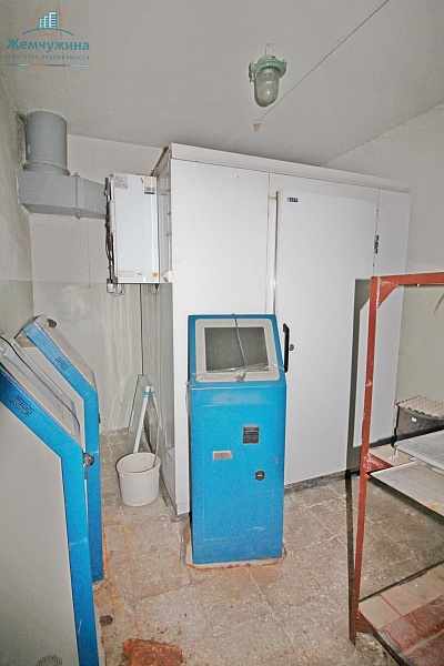 Торговые помещения, 472 кв.м.