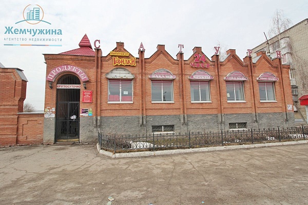 Торговые помещения, 472 кв.м.