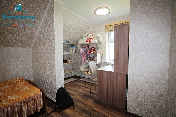 Дом , 170 кв.м. , 15 сот. Дом , 170 кв.м. , 15 сот.