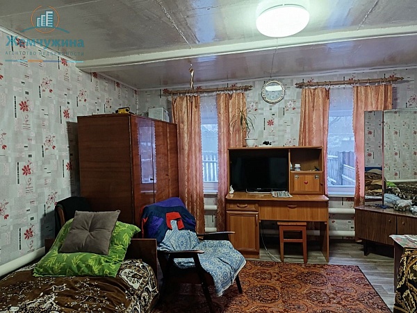 Дом , 28 кв.м. , 9 сот.