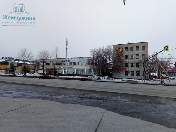 Помещения свободного назначения, 2058 кв.м.