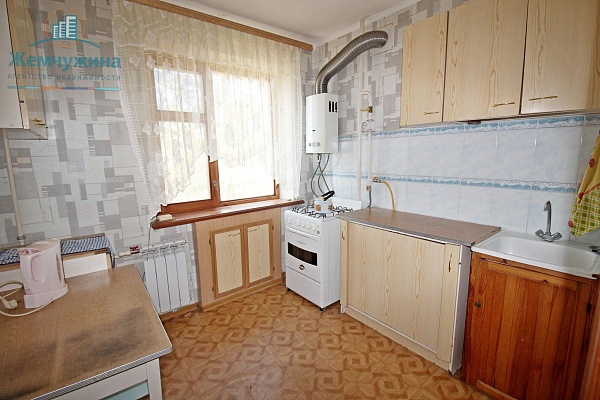Купить 2 комнатную квартиру площадью 42.7 м² за 2500000 рублей в Димитровград