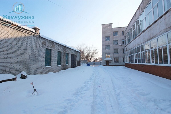 Помещения свободного назначения, 2058 кв.м.