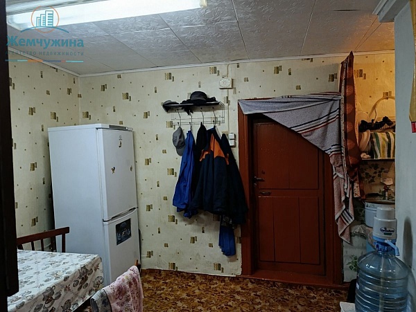 Дом , 28 кв.м. , 9 сот.