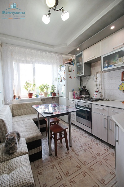 2-к квартира, 49 кв.м.