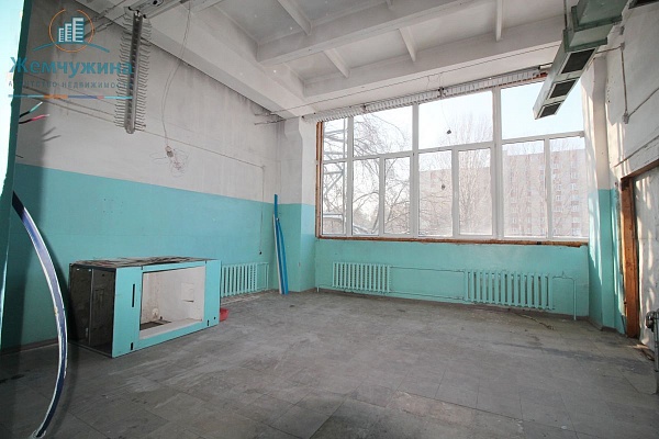 Помещения свободного назначения, 2058 кв.м.